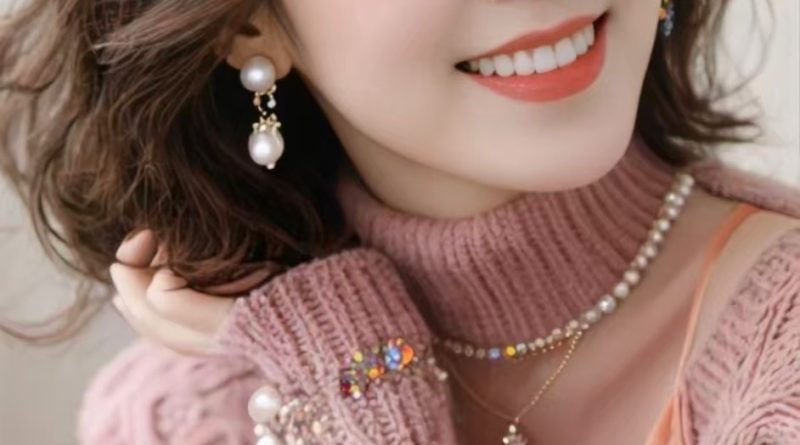 王蕙心的点评和评论艺术——以《二十五支光的夜晚——读东瑞老师小小说有感》为例